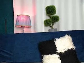 sexy-alma on CamSoda