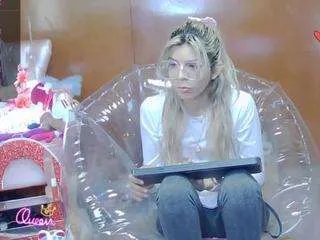 skinnyteen on CamSoda