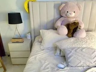 soyhinata on CamSoda