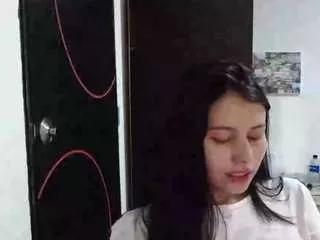 sweethsophie on CamSoda 