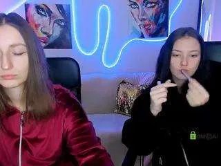 syrena-fly — flash tits [333 tokens remaining]