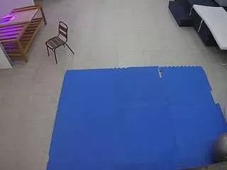 voyeurcam-jb-room-1 on CamSoda