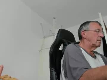 200gentleman on Chaturbate 