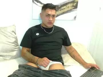 aaronn_12 on Chaturbate 