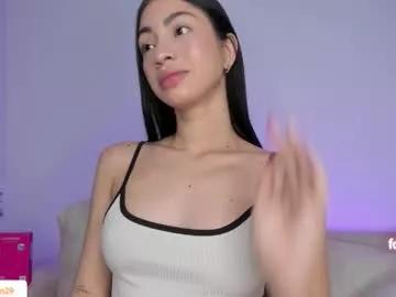 alannah__ — GOAL: GET HORNY+WET PUSSY [281 tokens remaining] Welcome to my room!Do you want to destroy my pussy with vibrations? #latina #skinny #18 #smalltits #feet