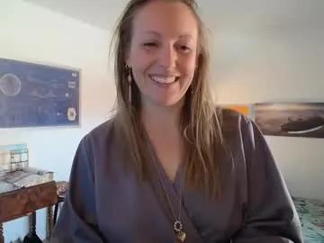 alice8363 on Chaturbate