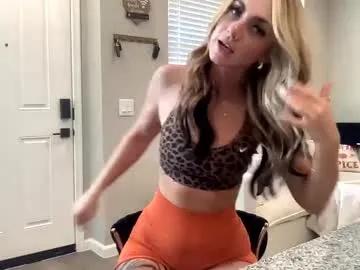 allymaeeee on Chaturbate