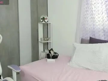 annyeliz on Chaturbate