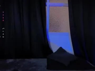 aramjones on Chaturbate 