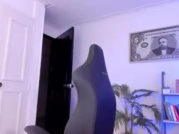 ashton_coleman_ on Chaturbate