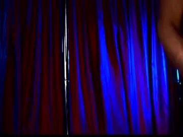 astridvex on Chaturbate