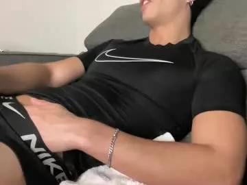 aussietwunkboy on Chaturbate