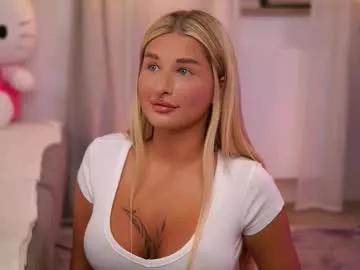 avashay — You can stay, but your clothes must go  - Multi Goal: Kitty fingering and CUMSHOW  [2520 tokens left] #teen #bigboobs #young #squirt  18