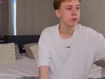 bee_boy_ on Chaturbate
