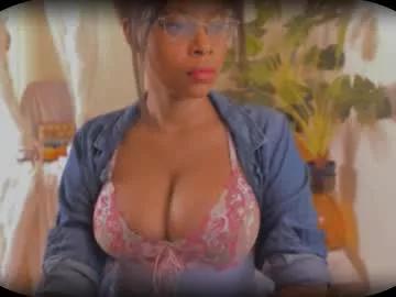 bellablakes18 on Chaturbate 