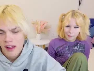 bonnie_and_c1yde — GOAL: remove t-shirt [165 tokens remaining] pvt open #couple #skinny #teen #young #new