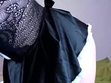 chic_sparkle on Chaturbate