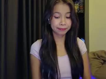 deedeedoll on Chaturbate 