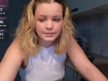 dianaholiday on Chaturbate