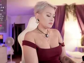 divine_kim on Chaturbate 