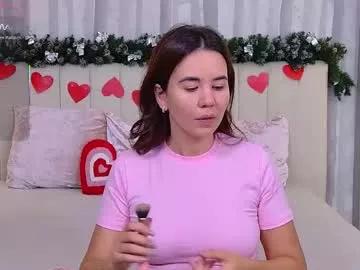 ellaander on Chaturbate 
