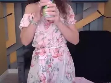 ellalongs on Chaturbate 