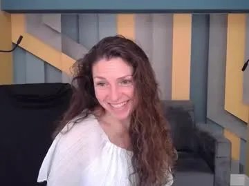 ellalongs on Chaturbate 