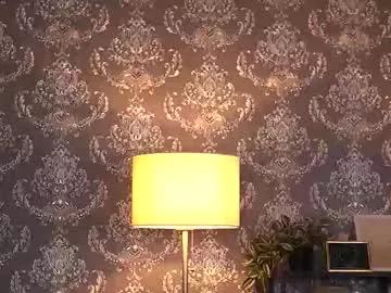 ellieredd on Chaturbate 