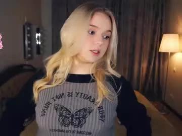 emelianae on Chaturbate 