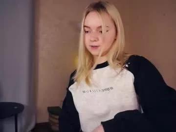emelianae on Chaturbate 