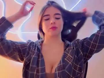 evapuff — GOAL: sexy teasing dance [52 tokens remaining] student girl here #bigboobs #curvy #lovense #natural #young