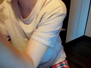 fckmikh — naked [34 tokens left] #teen #new #cum #master