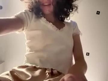 forbiddennvelvet — Spread my legs  [205 tokens left]