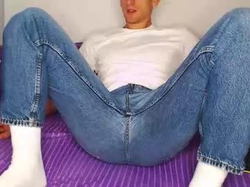 golov176 on Chaturbate 