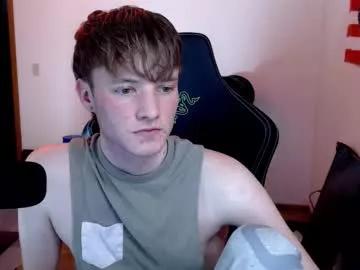 gucciboi4 on Chaturbate