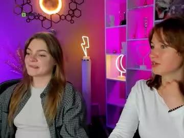 helli_belli on Chaturbate 