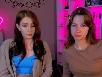 helli_belli on Chaturbate 