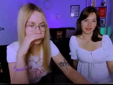 helli_belli on Chaturbate 