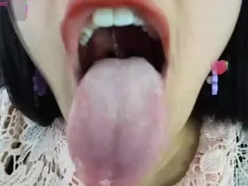hinata_21_ on Chaturbate