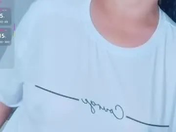 hornylatimommy on Chaturbate