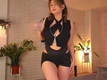 i_n_d_i_c_a on Chaturbate 