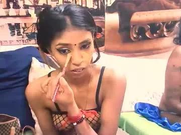 indiansexyslender4u2luv on Chaturbate 