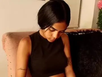 julieta_aguilar on Chaturbate