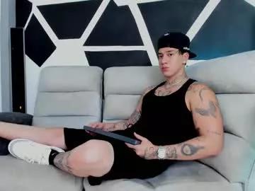 Chaturbate justinfuller_31  is Freechat  justinfuller_31 — Justinfuller_31's room #bigdick #latino #tattoos #oil #prettyface #muscles