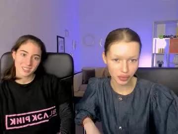 khloebeauty — GOAL: flash ass [263 tokens remaining] meow let's go play #pvt #couple #lesbians #squirt #frenchkiss #dildo #sex #redhead