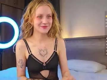 Freechat lanisun on Chaturbate