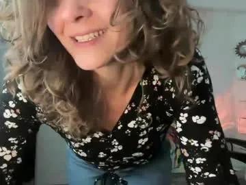 leahsparkles on Chaturbate