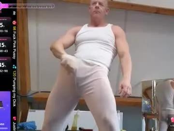 libo_horny_muscle —  Current Goal:  Powerfull Cum  #bigcock  #cum  #uncut  #daddy  #muscle 