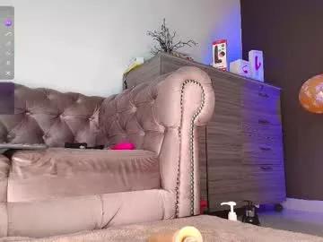 luciana_hunters — gran squirt [2862 tokens left] Hii guys, Let's have some fun #latina  #bigboobs #anal #fuckmachine #halloween