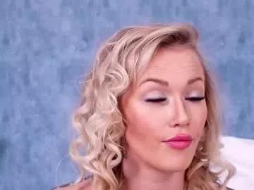 lucyaddison on Chaturbate